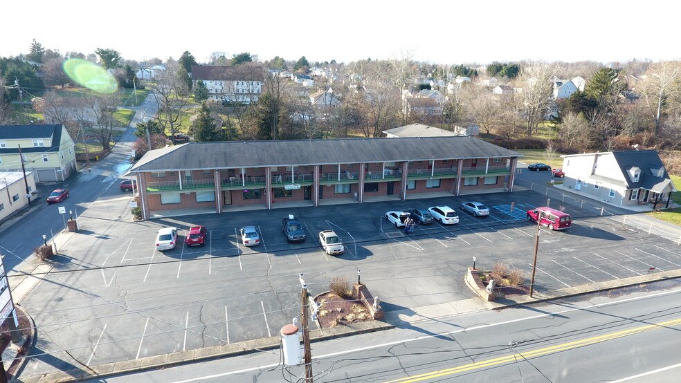 2031 Willow Park Rd, Bethlehem, PA 18020