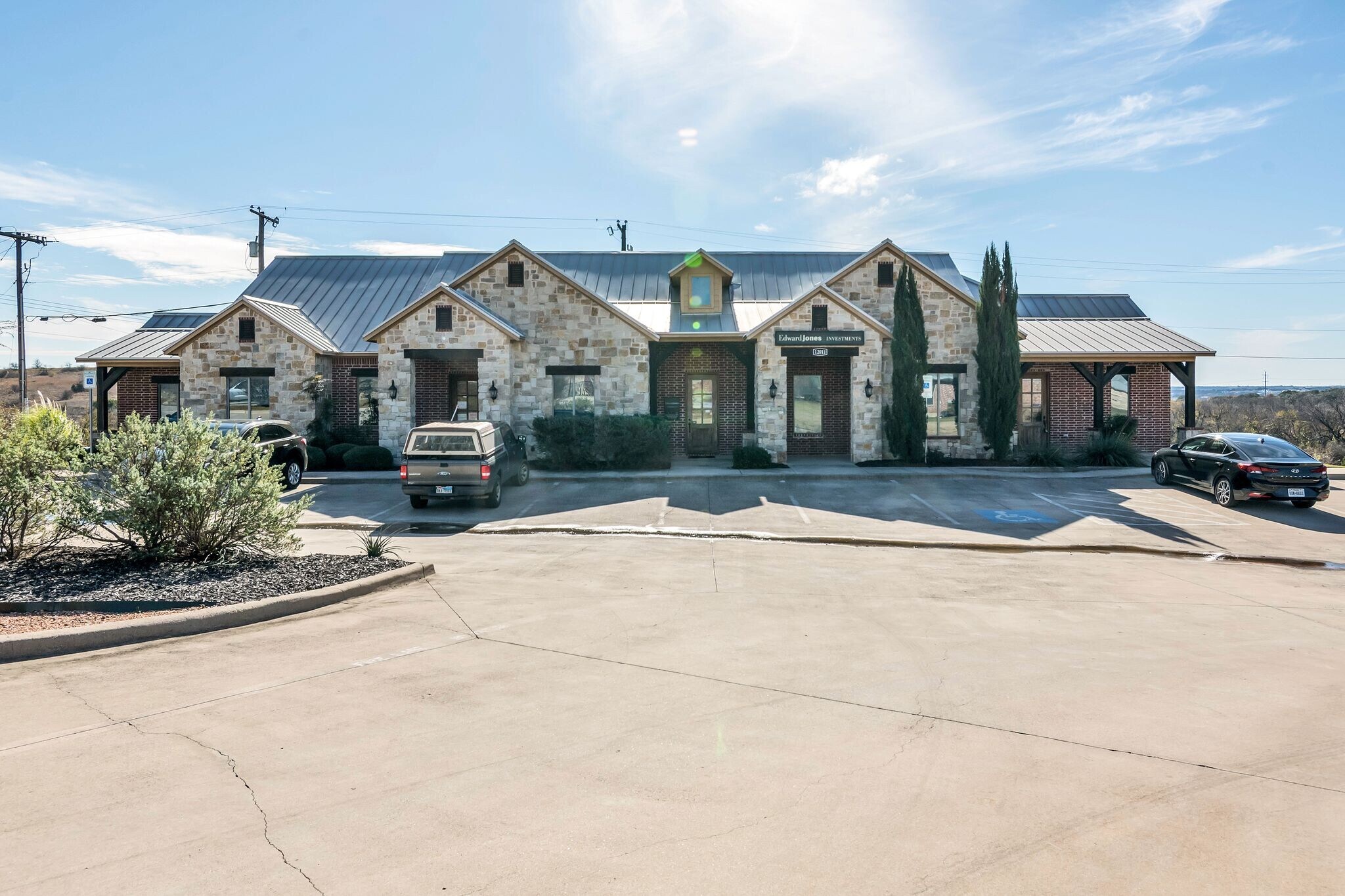 12011 Bella Italia Dr, Fort Worth, TX for lease Building Photo- Image 1 of 6