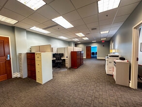 100 Church St SW, Huntsville, AL for lease Interior Photo- Image 1 of 19