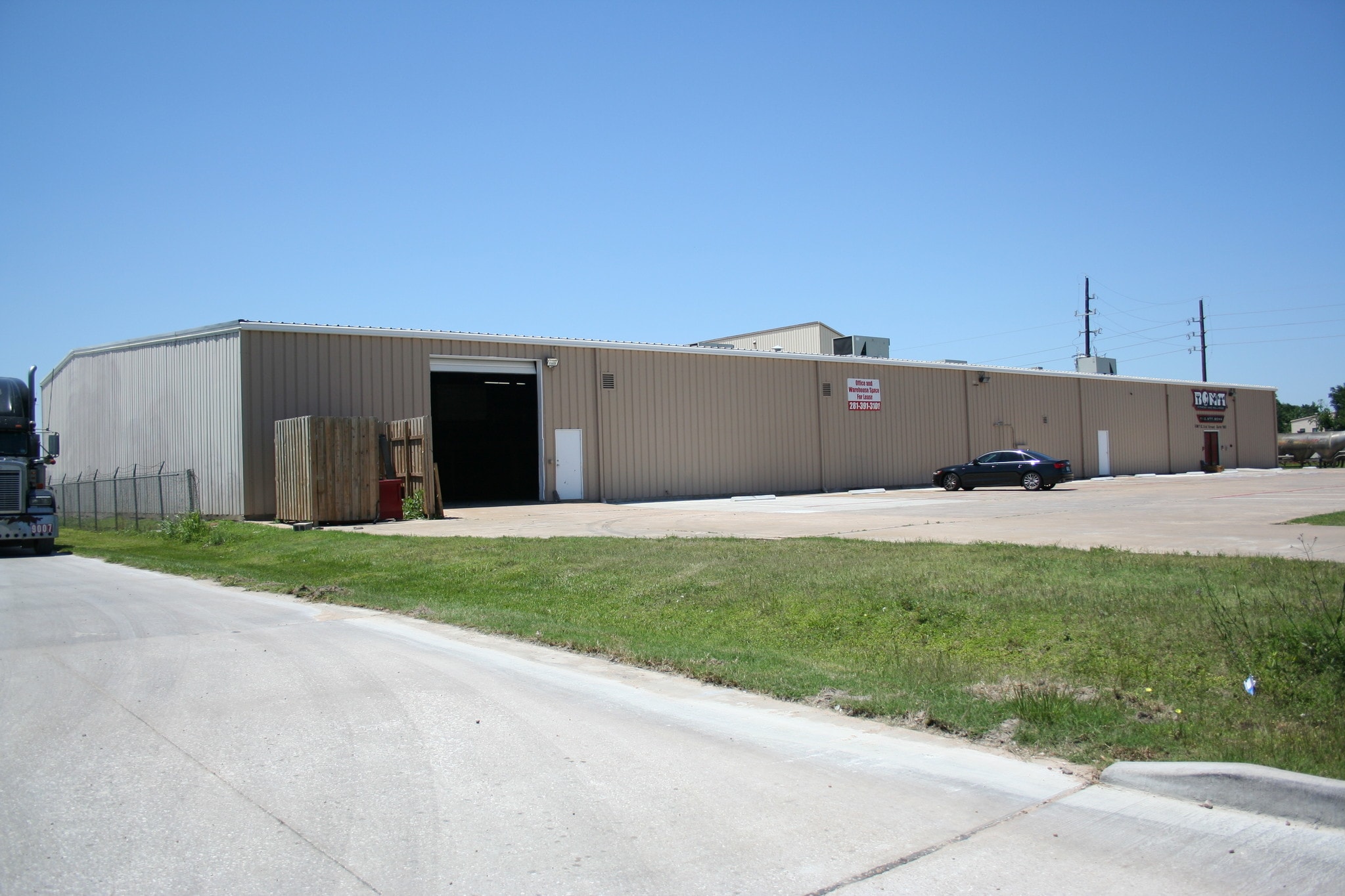 5007 E 3rd St, Katy, TX for lease Building Photo- Image 1 of 4