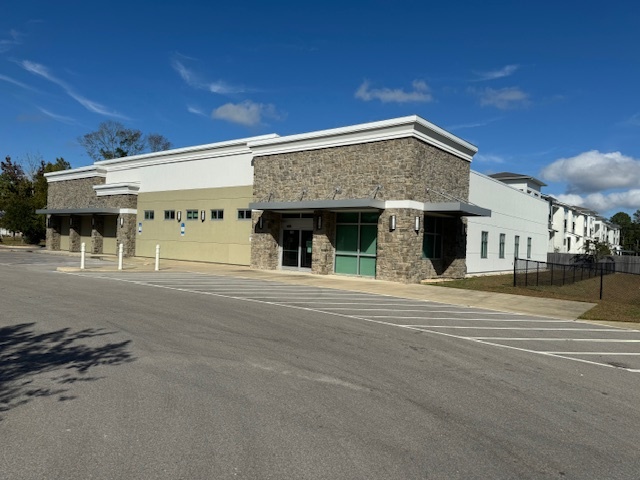 214 Covell Rd, Crestview, FL for lease - Building Photo - Image 2 of 15