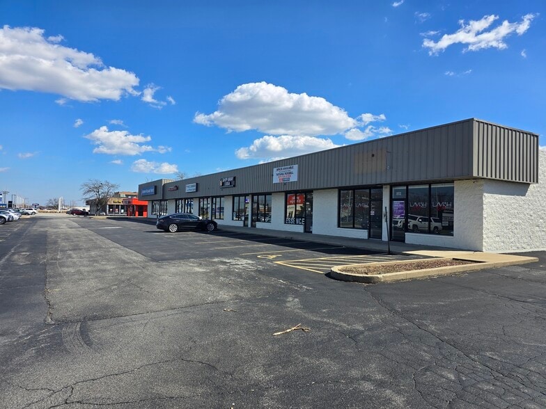 8901 W 159th St, Orland Hills, IL for lease - Building Photo - Image 2 of 4