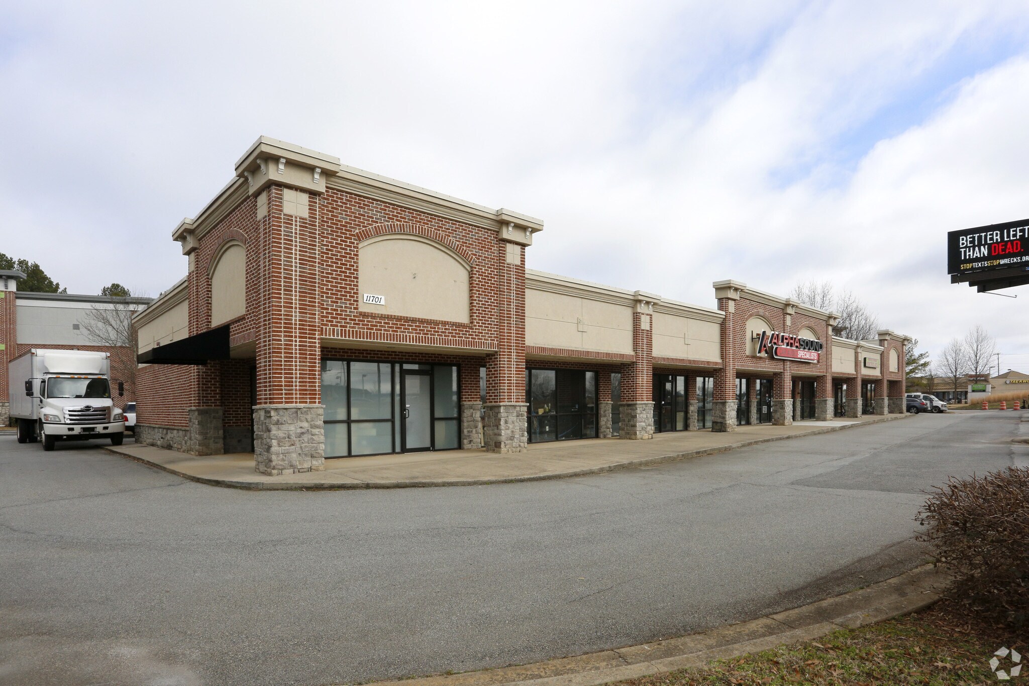 11701 Fox Rd, Alpharetta, GA for sale Primary Photo- Image 1 of 1