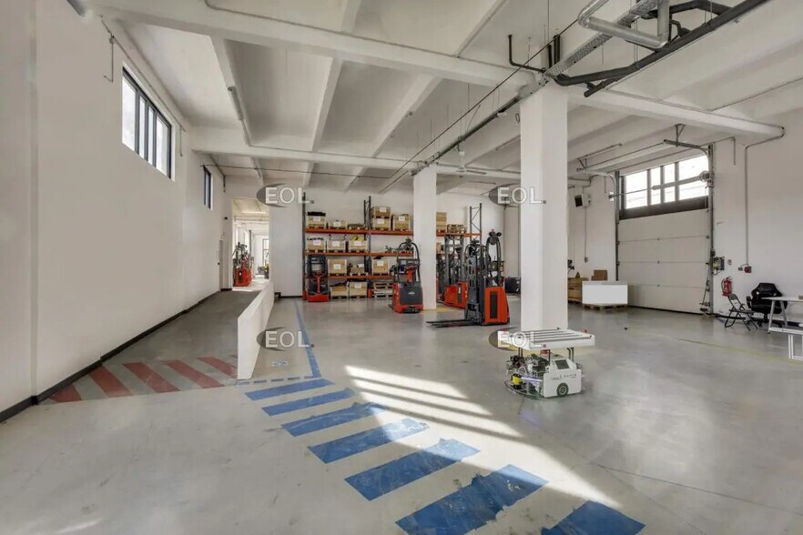 Flex in Ivry-sur-Seine for lease - Building Photo - Image 3 of 24