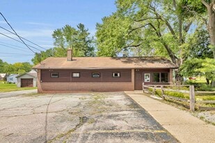 777 N Ellsworth Ave, Salem OH - Retail Space
