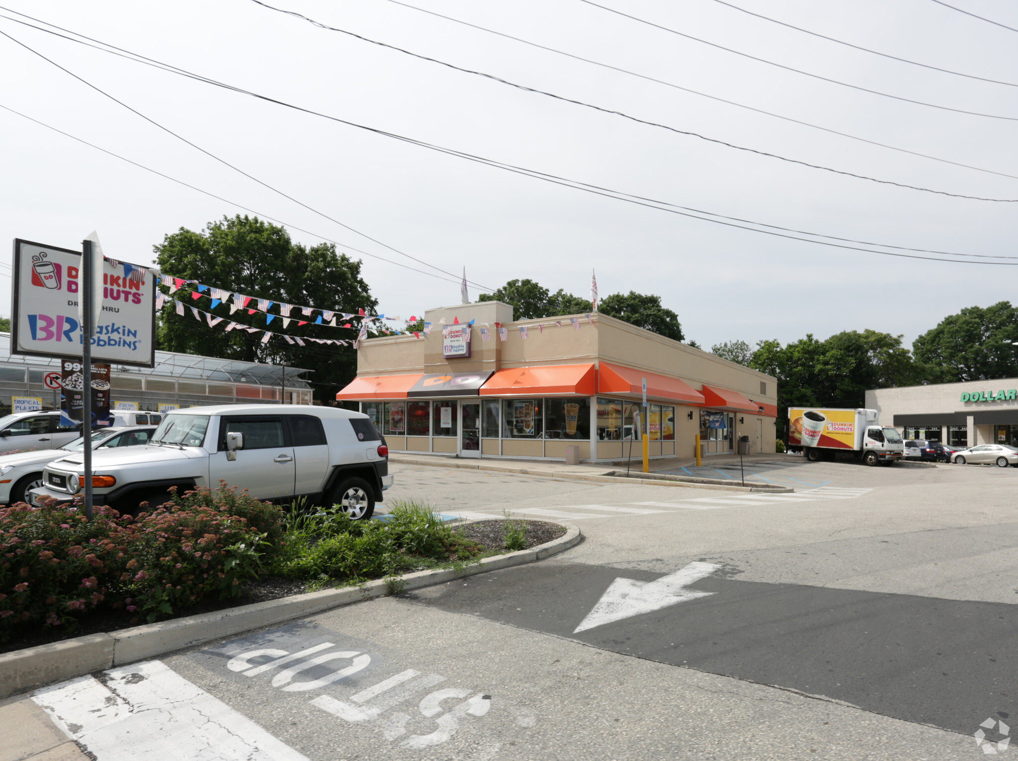 7106-7124 Ridge Ave, Philadelphia, PA for lease Building Photo- Image 1 of 2