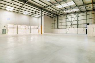 Popes Ln, Oldbury for lease Interior Photo- Image 1 of 3