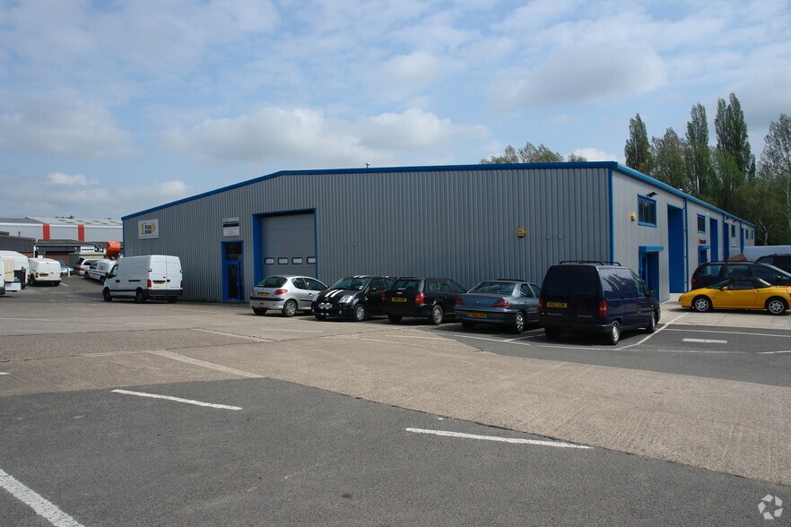 Cunliffe Dr, Kettering for lease - Building Photo - Image 2 of 9