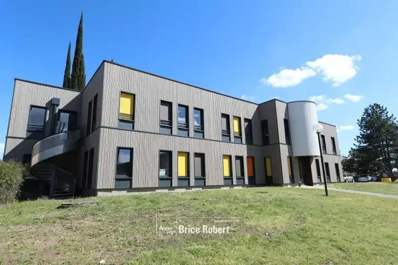 33 Avenue Du Docteur Georges Lévy, Vénissieux for lease - Building Photo - Image 3 of 4