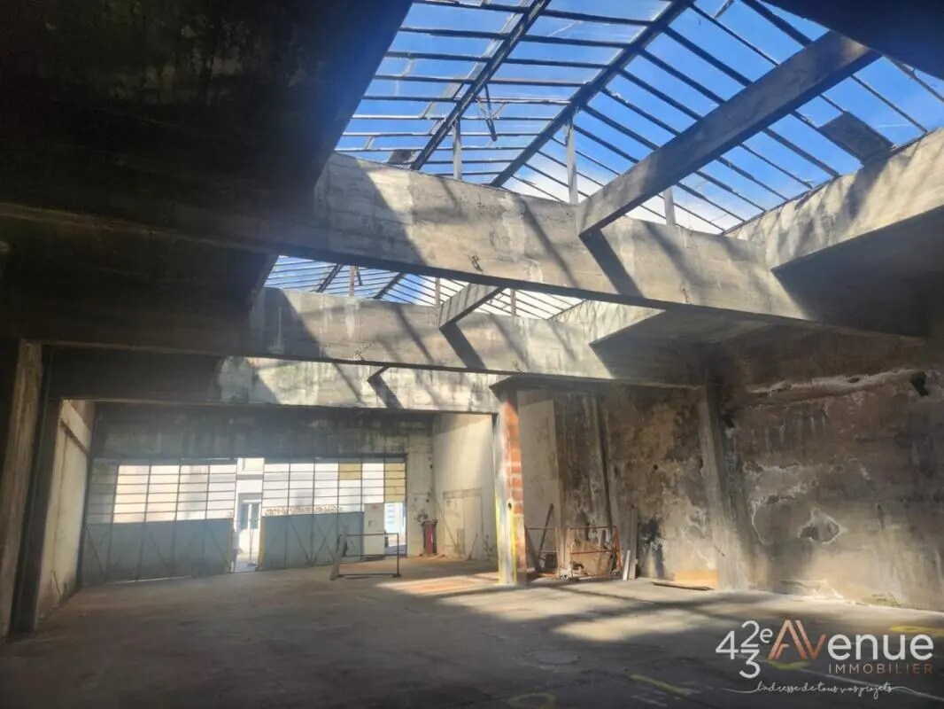 Flex in Saint-Étienne for sale Interior Photo- Image 1 of 4