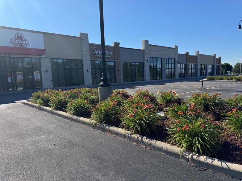 10081 Wicker Ave, Saint John, IN for lease - Building Photo - Image 1 of 3