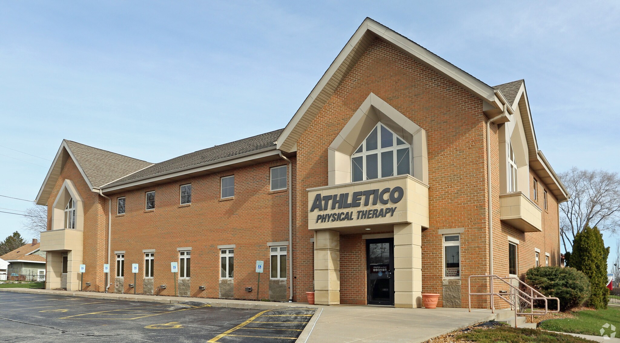 6926 39th Ave, Kenosha, WI for sale Primary Photo- Image 1 of 1