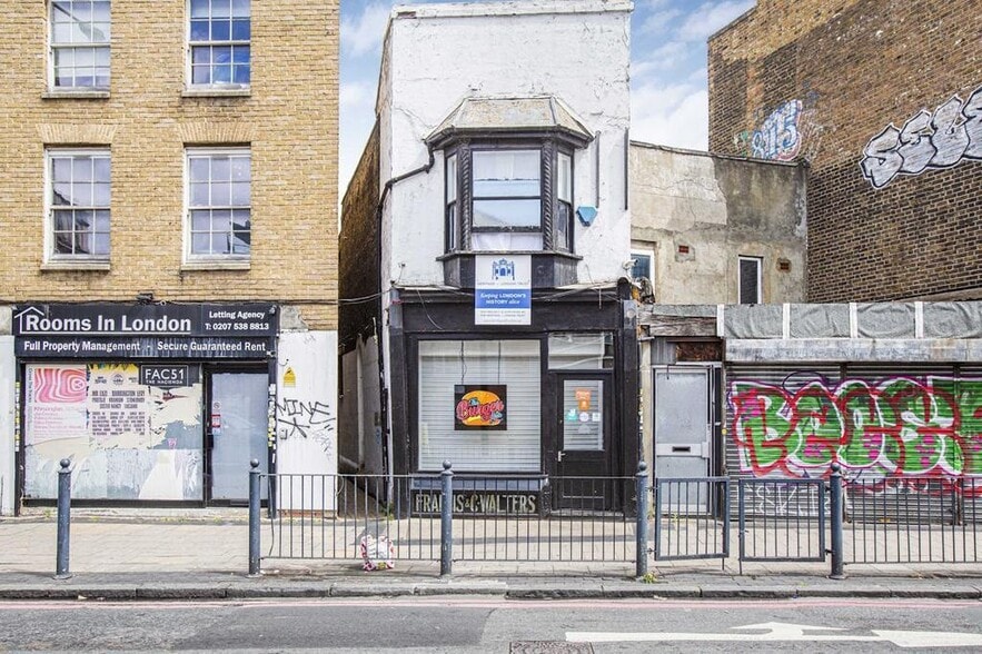 811 Commercial Rd, London for sale - Building Photo - Image 1 of 14