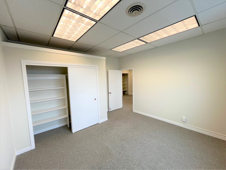 4630 Geary Blvd, San Francisco, CA for lease - Interior Photo - Image 2 of 7