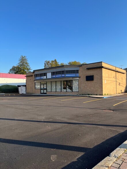 383 Hempstead Tpke, West Hempstead, NY for sale - Building Photo - Image 1 of 1