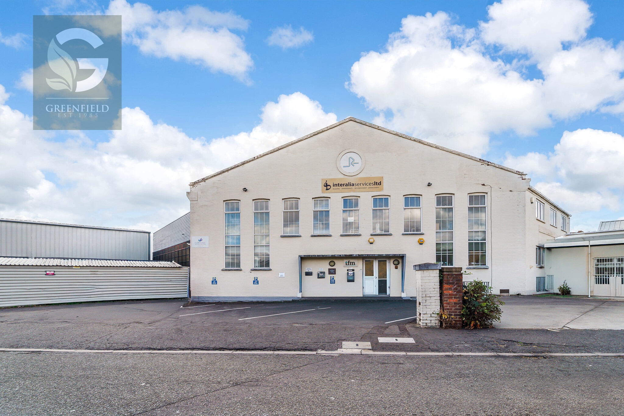 2 Davis Rd, Chessington for lease Building Photo- Image 1 of 5