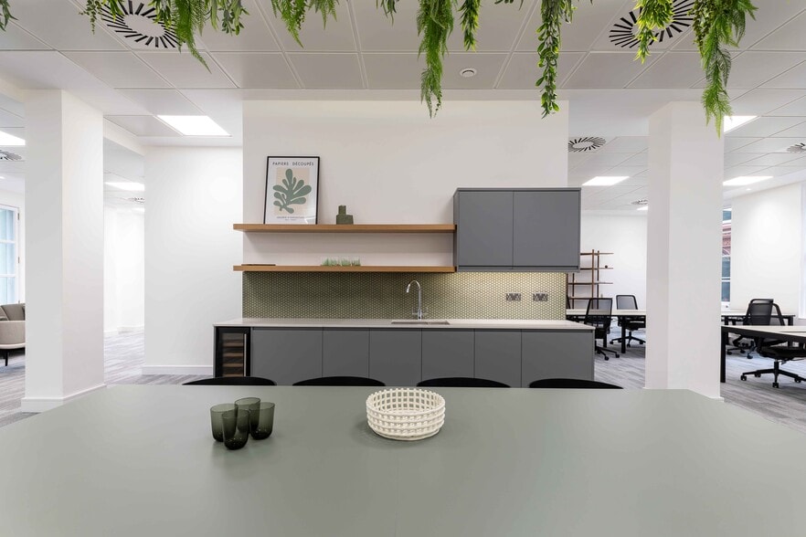 72 Cannon St, London for lease - Building Photo - Image 3 of 8