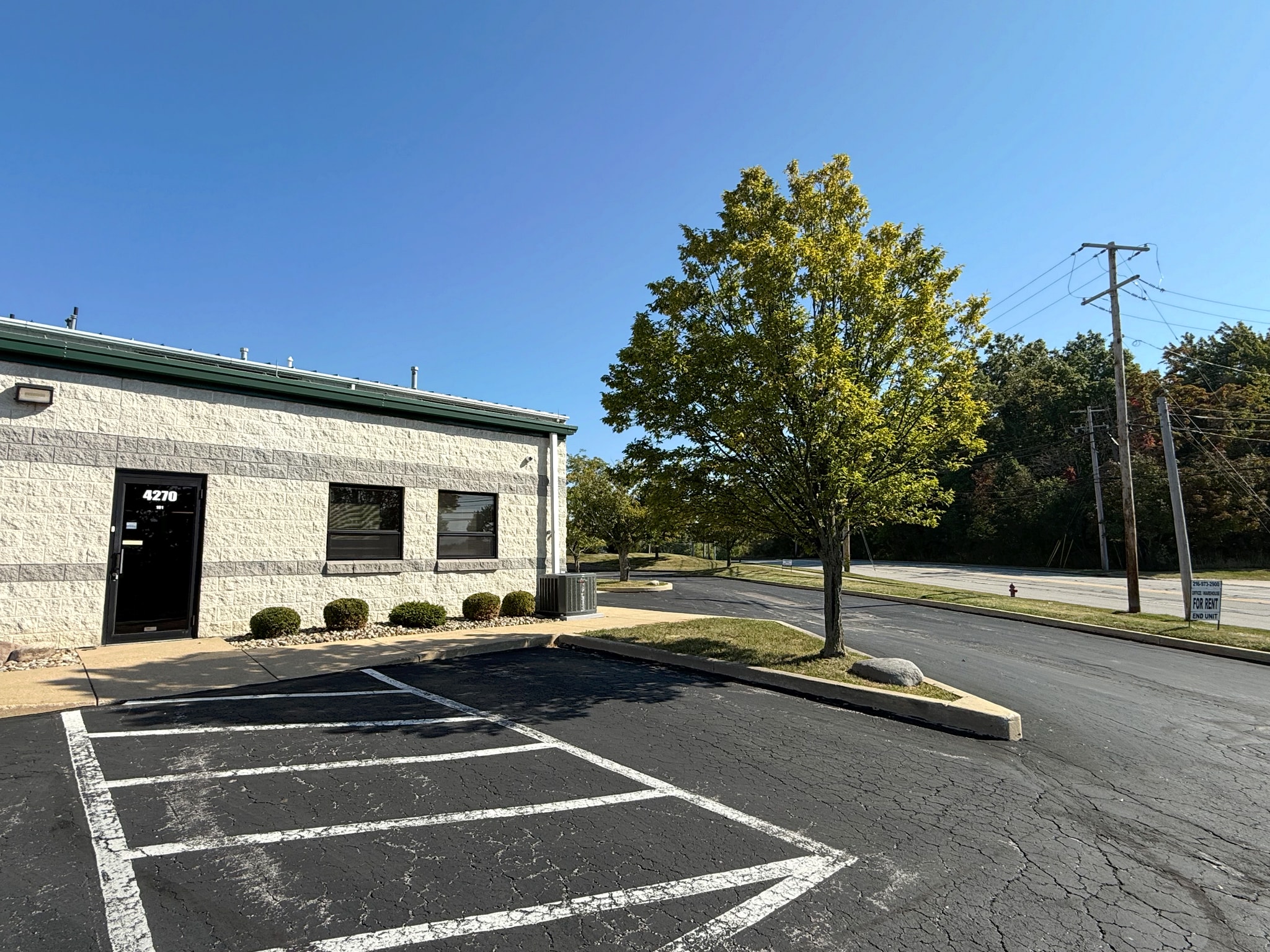 4270-4282 Hudson Dr, Stow, OH for lease Building Photo- Image 1 of 13