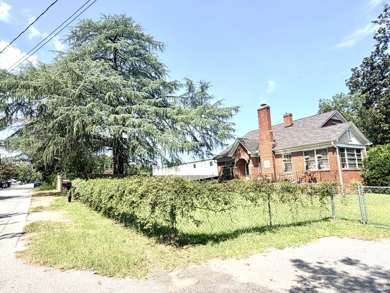 710 Raleigh St, West Columbia, SC for lease - Building Photo - Image 3 of 14