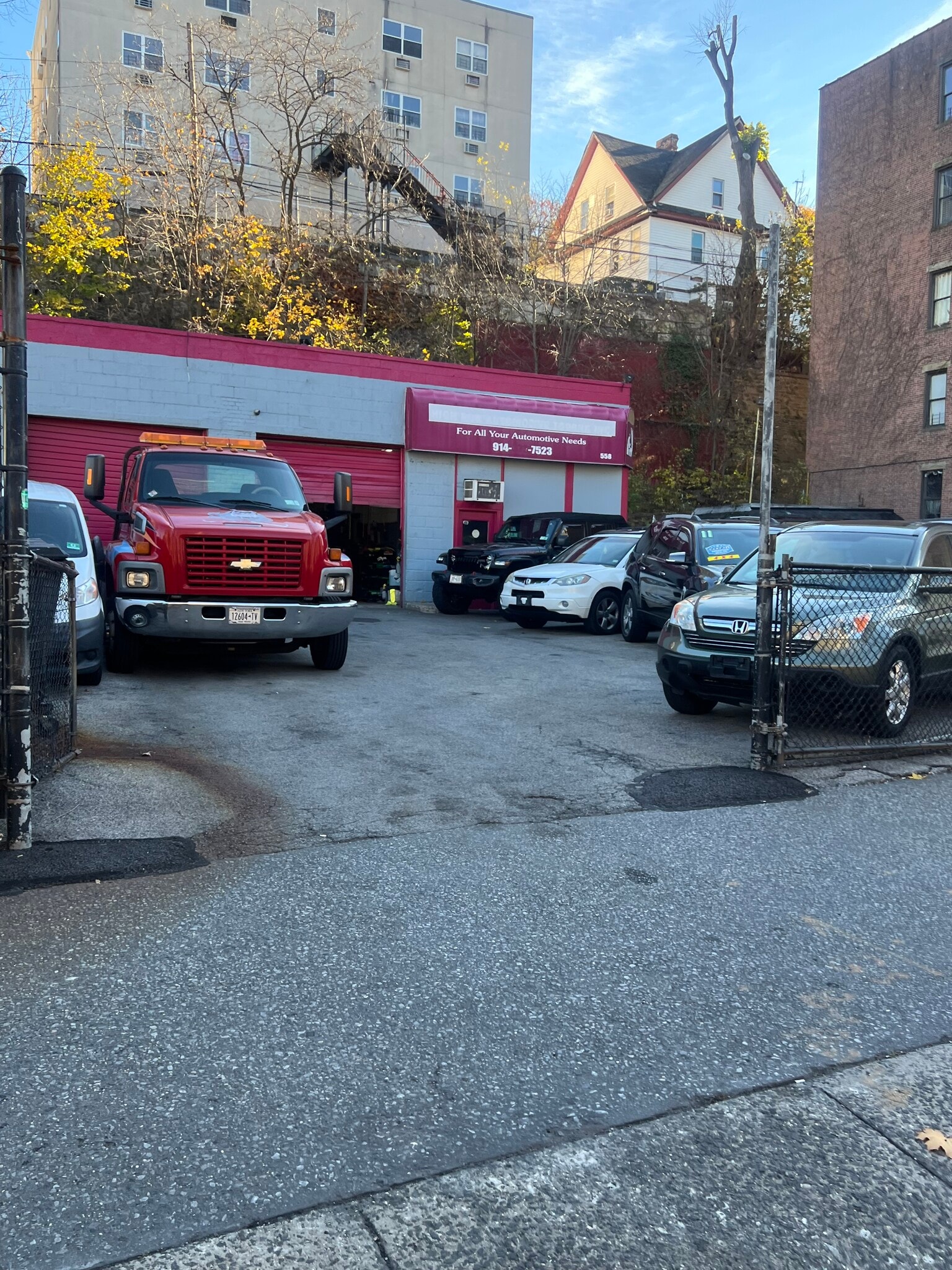 558 S Broadway, Yonkers, NY for lease Interior Photo- Image 1 of 3