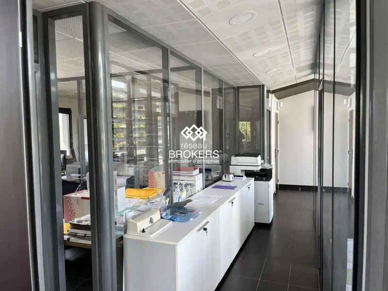 Brignais, RHO 69530 -  -  - Interior Photo - Image 1 of 4
