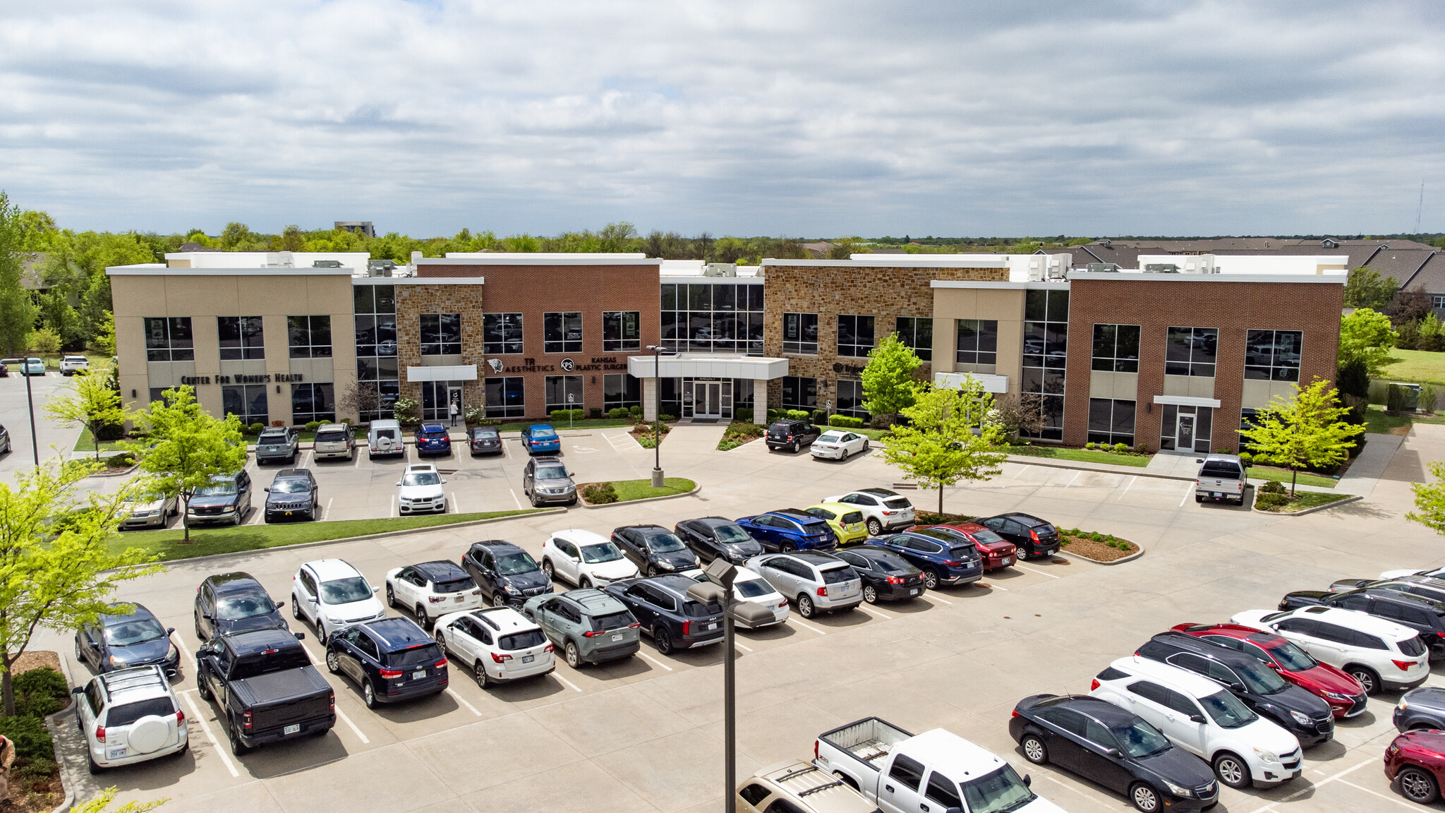 10111 E 21st St N, Wichita, KS for lease Building Photo- Image 1 of 14