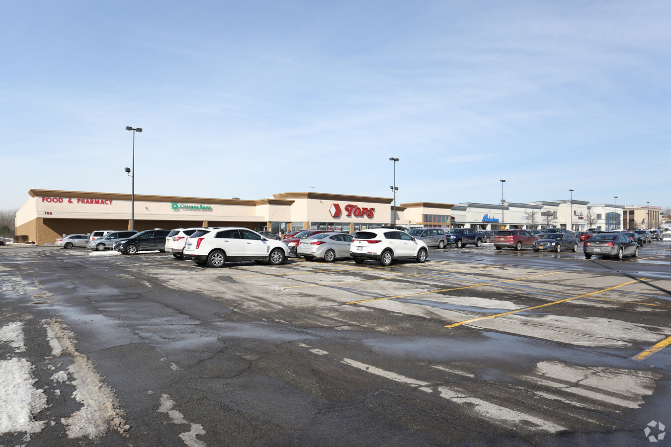 700-800 Thruway Plaza Dr, Cheektowaga, NY 14225 | LoopNet