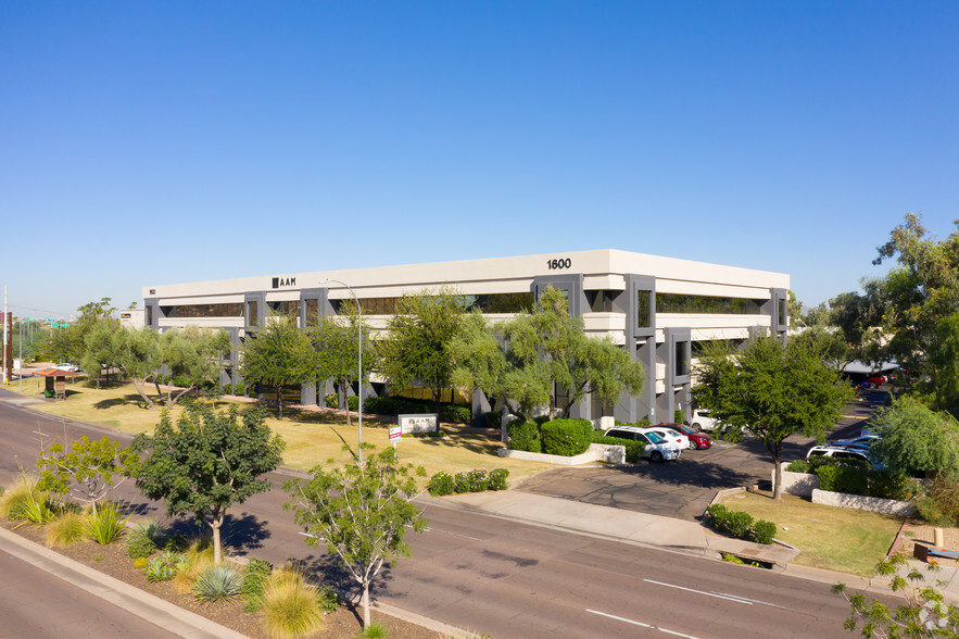 1600 W Broadway Rd, Tempe, AZ for lease - Building Photo - Image 1 of 3