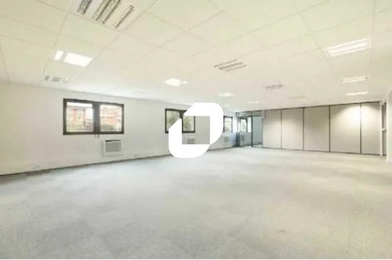 15-21 Rue Maurice Grandcoing, Ivry-sur-Seine for lease - Building Photo - Image 3 of 16