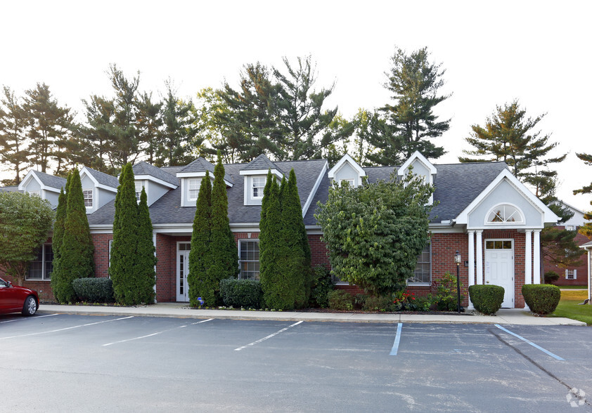 6011 Renaissance Pl, Toledo, OH for sale - Building Photo - Image 3 of 6