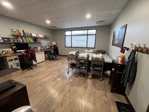 16049-16089 Leone Dr, Macomb Township, MI for lease Building Photo- Image 1 of 7