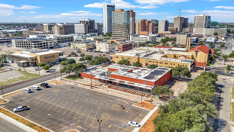 201 E Illinois Ave, Midland, TX for sale - Building Photo - Image 1 of 53