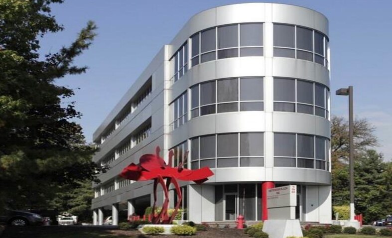 190 Middlesex Tpke, Iselin, NJ for lease - Building Photo - Image 1 of 3