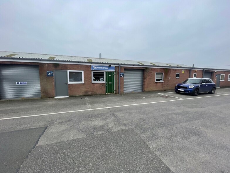 River Ln, Chester for lease - Building Photo - Image 2 of 6