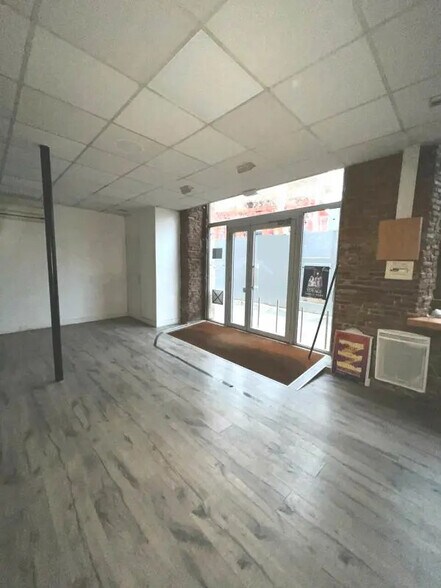 Retail in Toulouse for lease - Interior Photo - Image 3 of 5