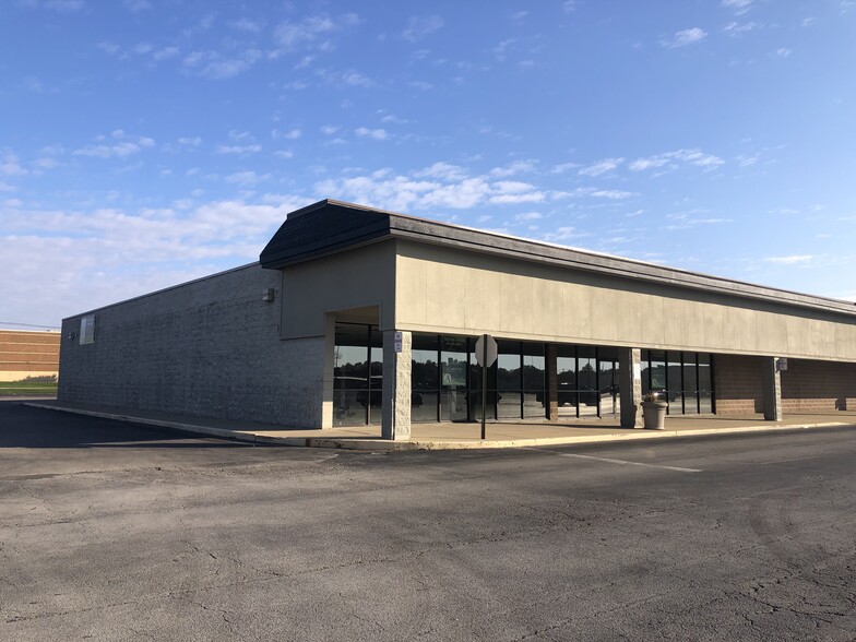 11-65 E Marketview Dr, Champaign, IL for lease - Building Photo - Image 3 of 20