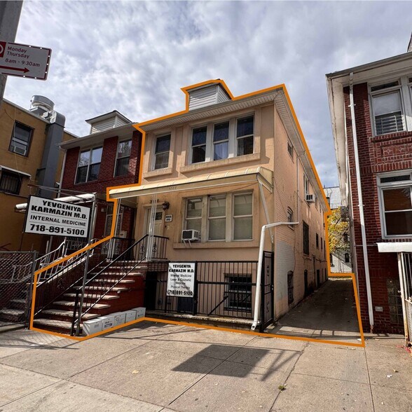 3084 Brighton 13Th St, Brooklyn, NY for sale - Primary Photo - Image 1 of 1