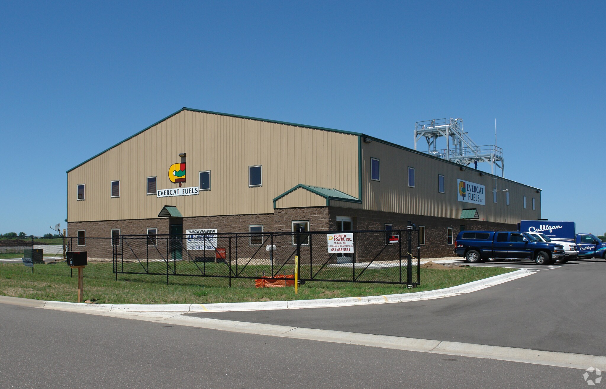 100 Isanti Pky NE, Isanti, MN for sale Building Photo- Image 1 of 1