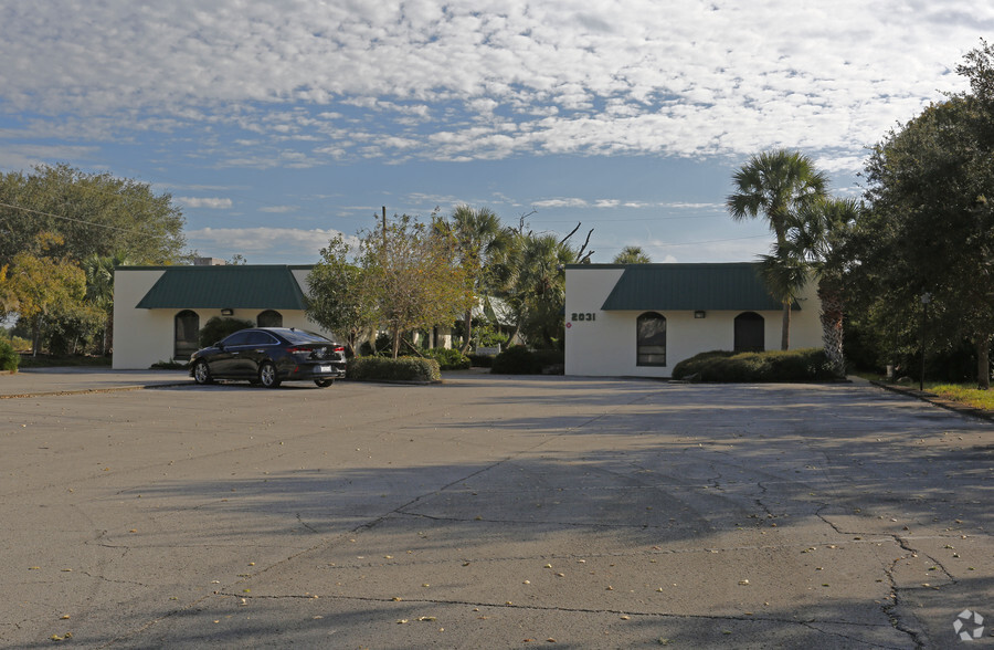 2031 E Edgewood Dr, Lakeland, FL for sale - Primary Photo - Image 1 of 1