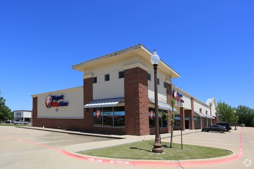 1200 Dolfie Ln, Ennis, TX for sale - Primary Photo - Image 1 of 1