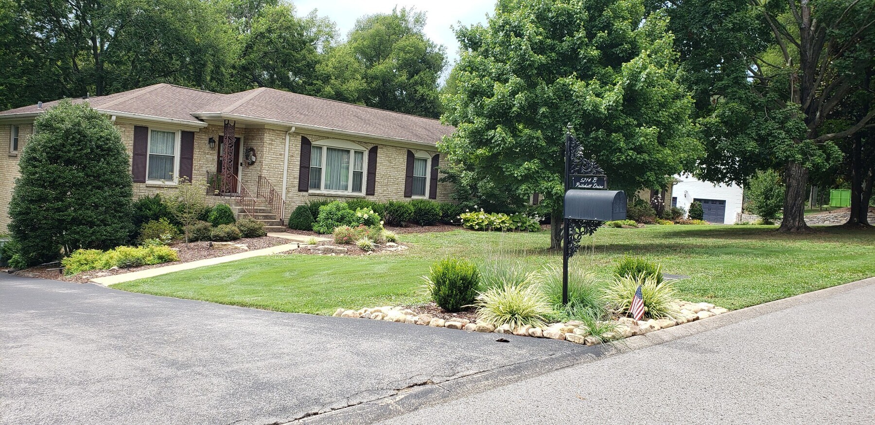 5214 Pritchett Dr, Nashville, TN 37220