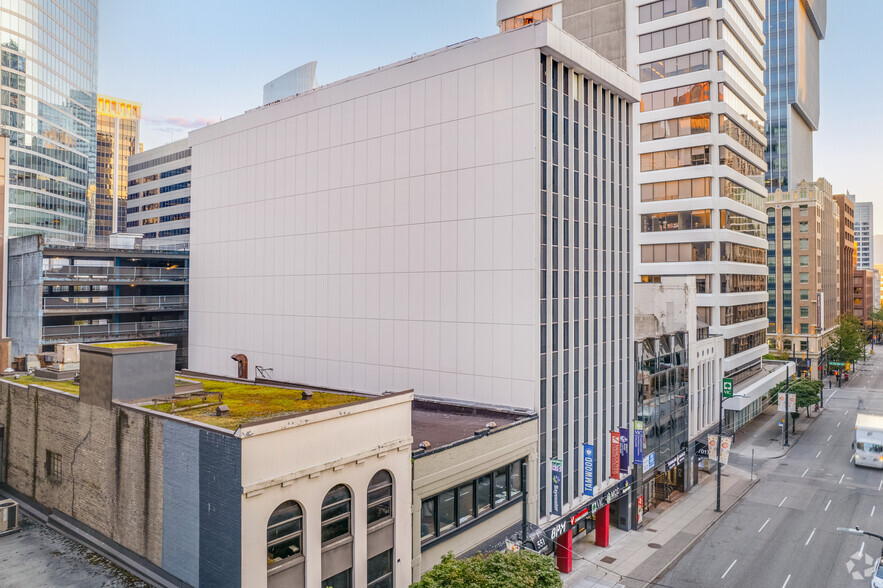 549 Howe St, Vancouver, BC for lease - Primary Photo - Image 1 of 4