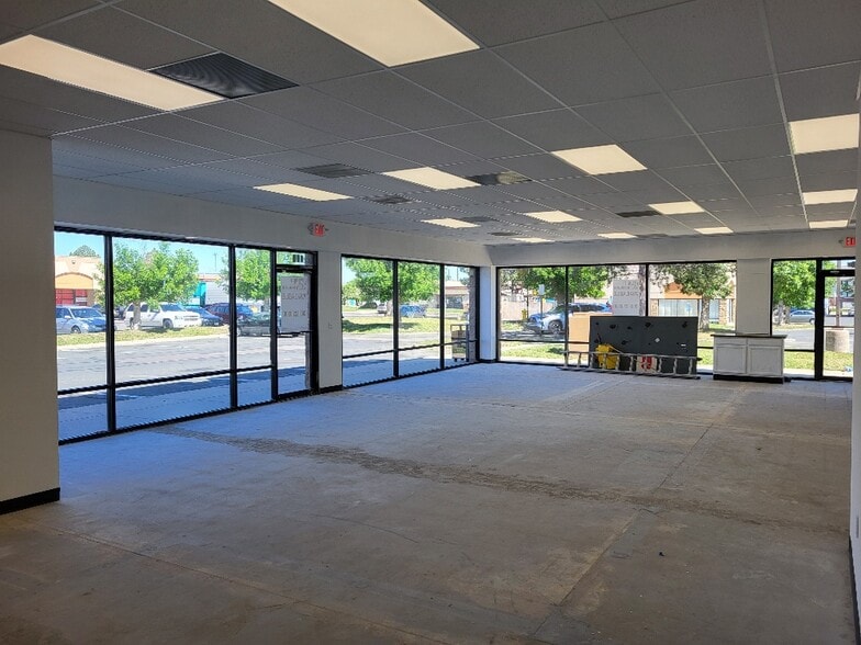 409-509 Sable Blvd, Aurora, CO for lease - Interior Photo - Image 2 of 6