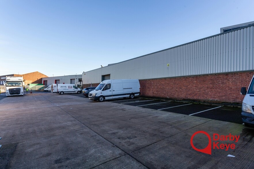 Wharfdale Rd, Birmingham for lease - Building Photo - Image 2 of 9