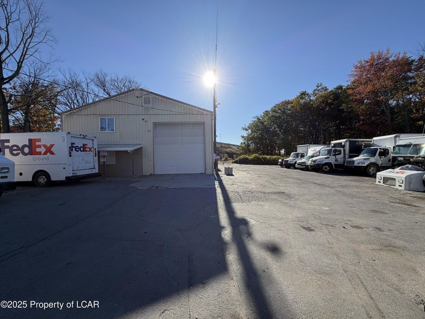 818 Suscon Rd, Pittston, PA for lease Building Photo- Image 1 of 12