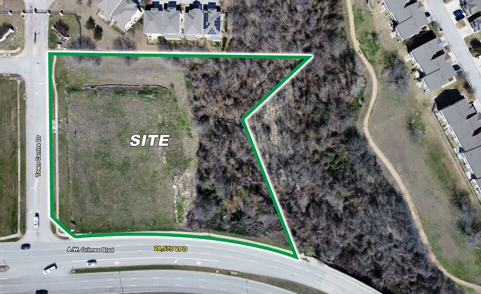 2111 A.W. Grimes Blvd, Round Rock, TX for sale - Building Photo - Image 2 of 9