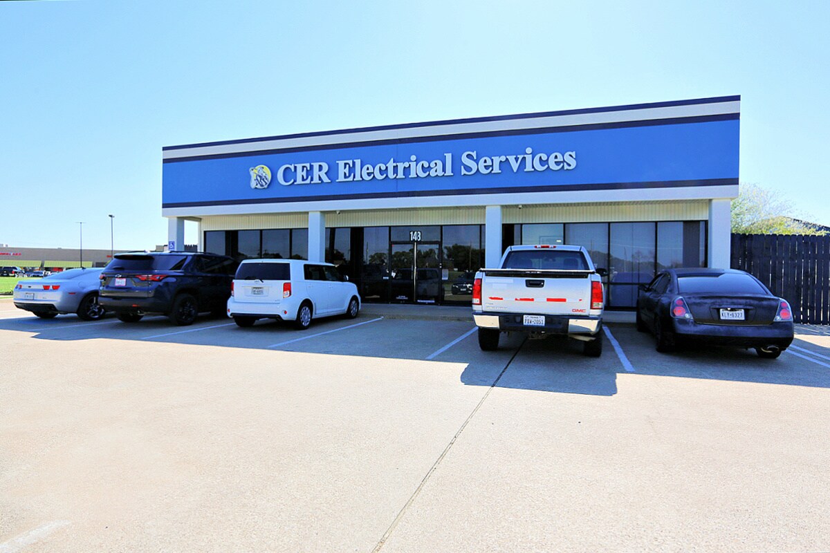 148 J Elmer Weaver Fwy, Cedar Hill, TX for sale Primary Photo- Image 1 of 1