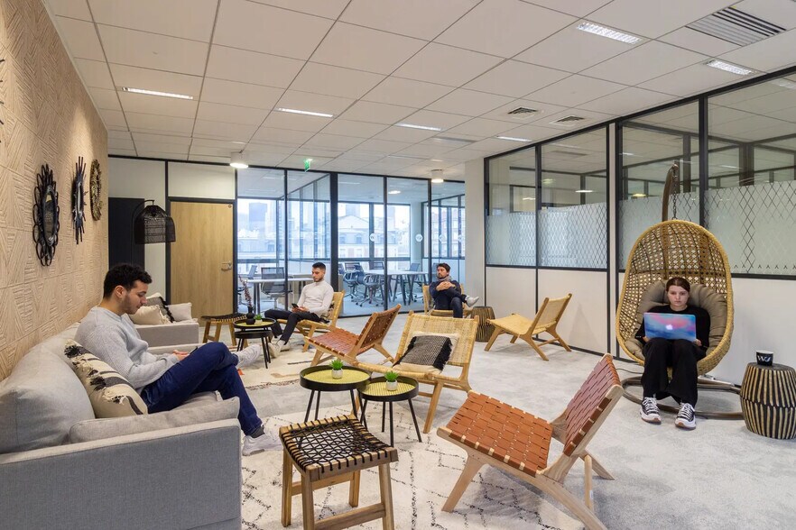 1-5 Rue Du Débarcadère, Colombes for lease - Building Photo - Image 3 of 6