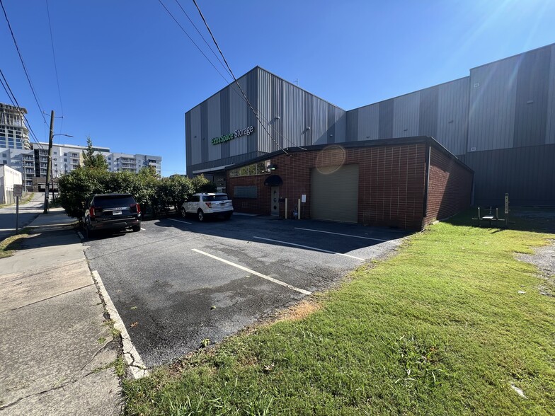 933 NW Fielder Ave, Atlanta, GA for lease - Building Photo - Image 1 of 12