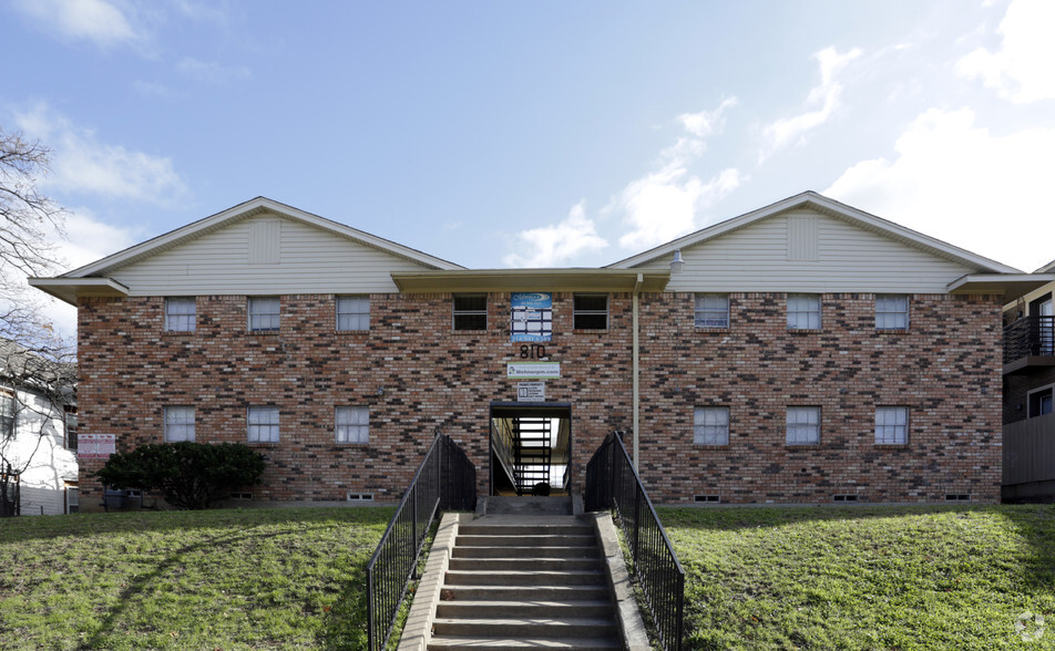 810 Lancaster Ave, Dallas, TX for sale - Primary Photo - Image 1 of 6